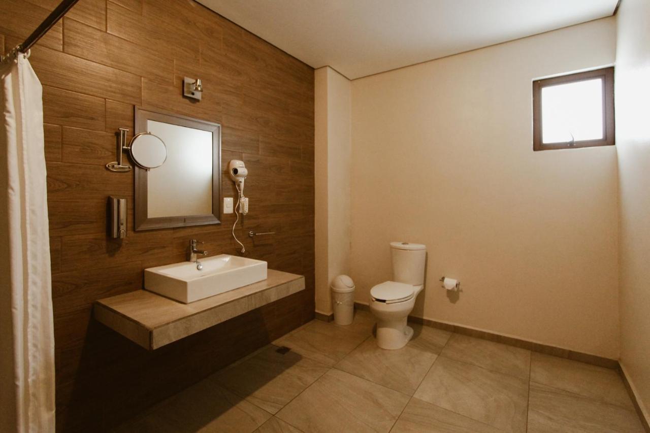 Hotel Guiva Aeropuerto Oaxaca Eksteriør bilde