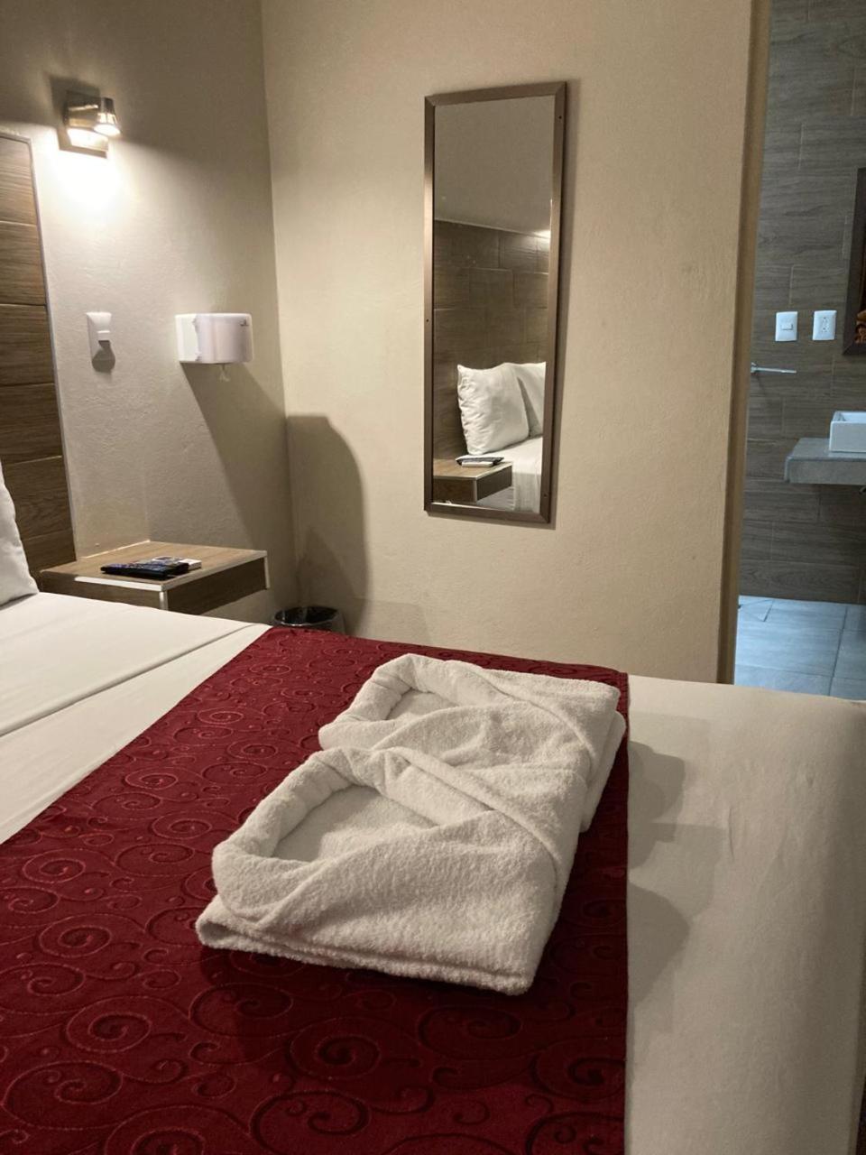 Hotel Guiva Aeropuerto Oaxaca Eksteriør bilde